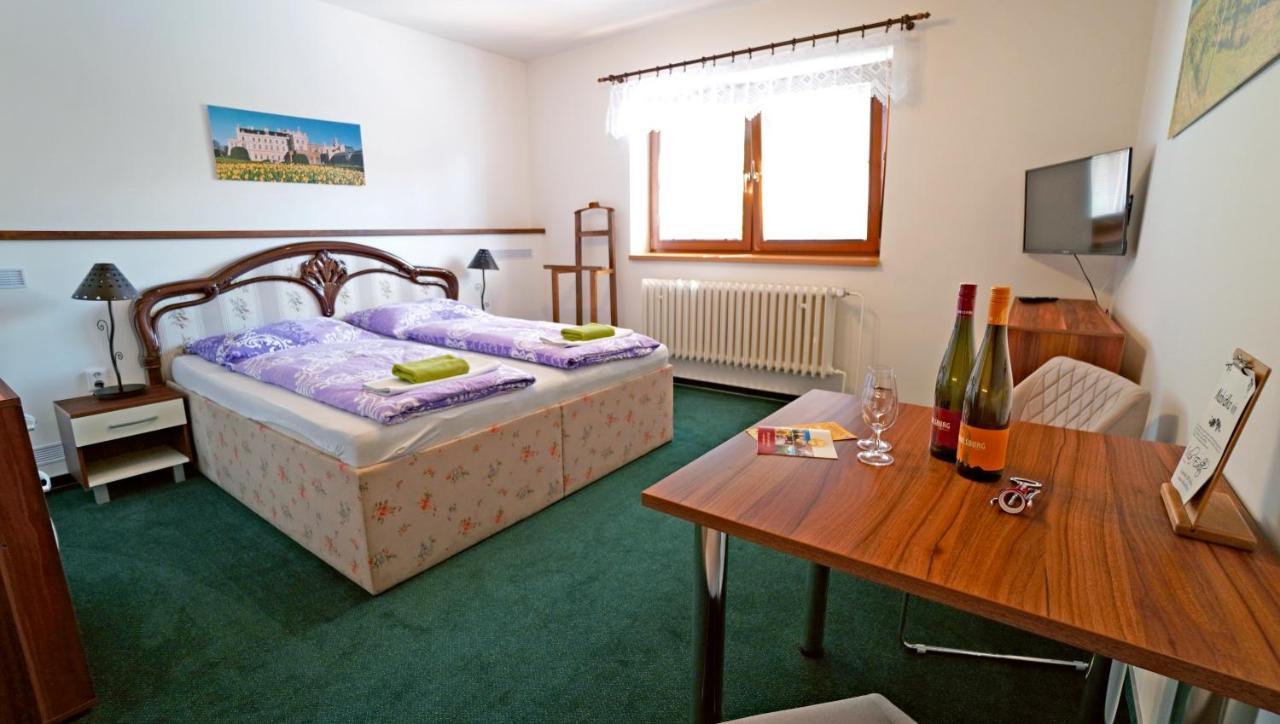 Vila Edith Valtice Extérieur photo