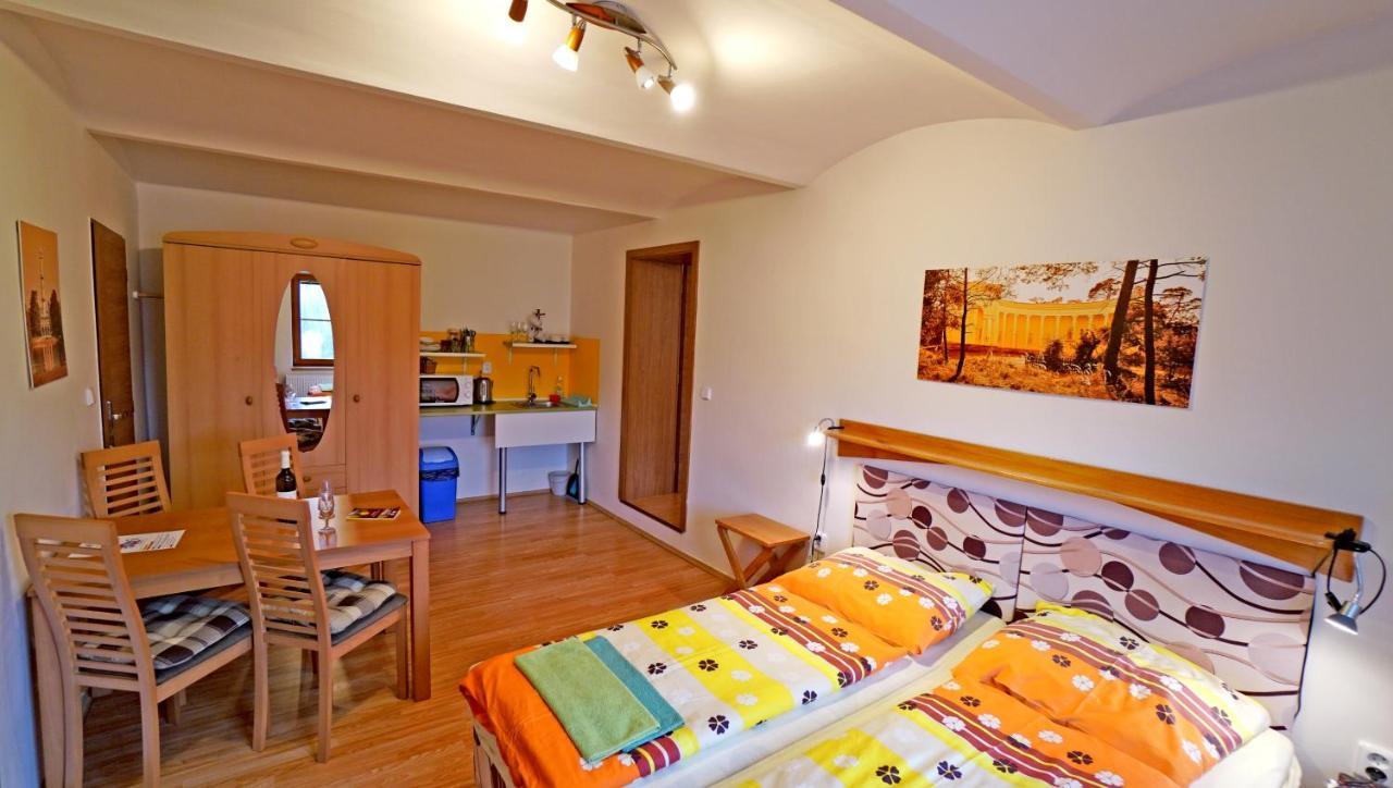 Vila Edith Valtice Extérieur photo